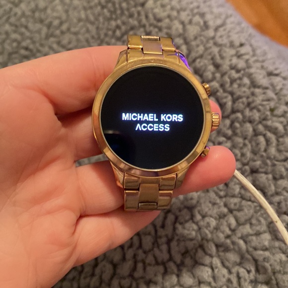 Michael Kors Smartwatch. Only works on Android phones. - Picture 4 of 4